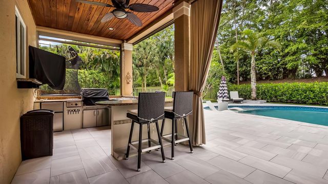 9512 Barletta Winds Point, Delray Beach, FL 33446