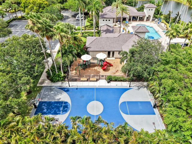 9512 Barletta Winds Point, Delray Beach, FL 33446