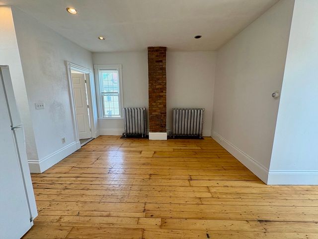 361 Adams Street 3, Boston, MA 02122