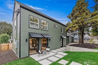 9237 36th Avenue S #B, Seattle, WA 98118