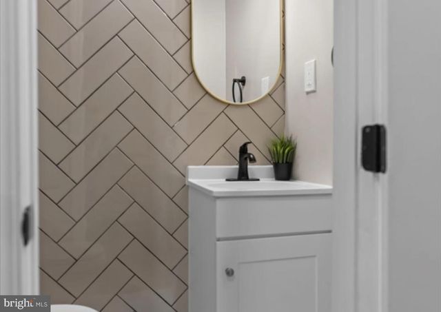 2022 N FULTON AVE, Baltimore, MD 21217