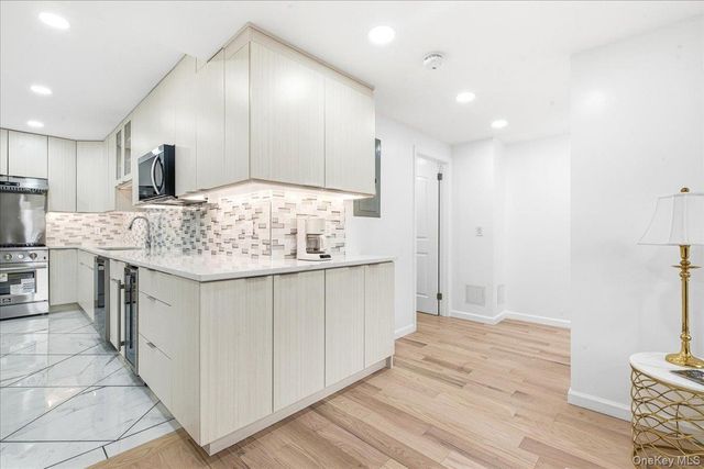 72-11 110th Street 1B, Forest Hills, NY 11375