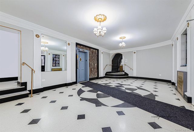 72-11 110th Street 1B, Forest Hills, NY 11375