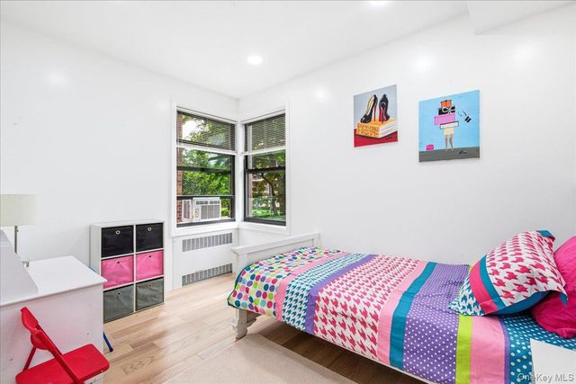 72-11 110th Street 1B, Forest Hills, NY 11375