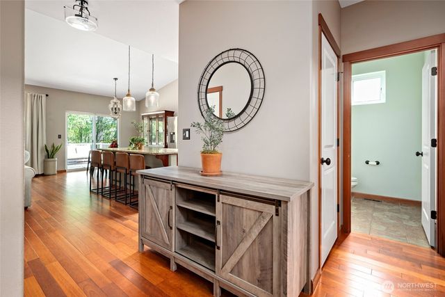 2851 SW Berwick Drive, Oak Harbor, WA 98277