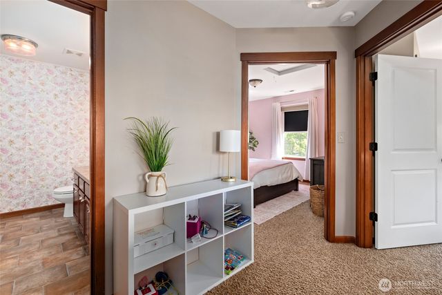 2851 SW Berwick Drive, Oak Harbor, WA 98277