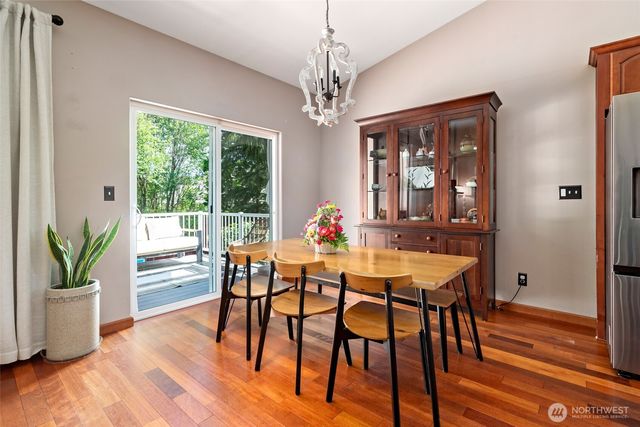 2851 SW Berwick Drive, Oak Harbor, WA 98277