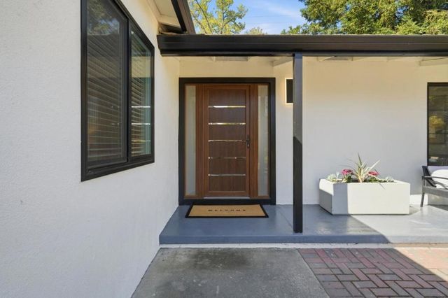 869 Bette Avenue, Cupertino, CA 95014