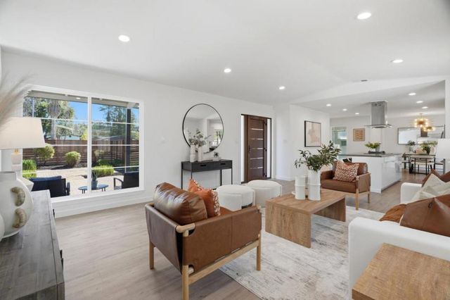 869 Bette Avenue, Cupertino, CA 95014