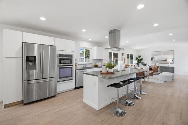 869 Bette Avenue, Cupertino, CA 95014