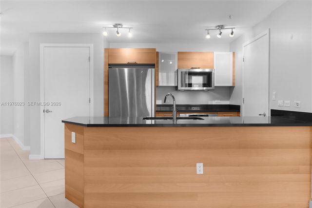 3301 NE 1st Ave H1506, Miami, FL 33137