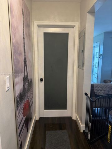 3201 Abbott Ln, Hollywood, FL 33021