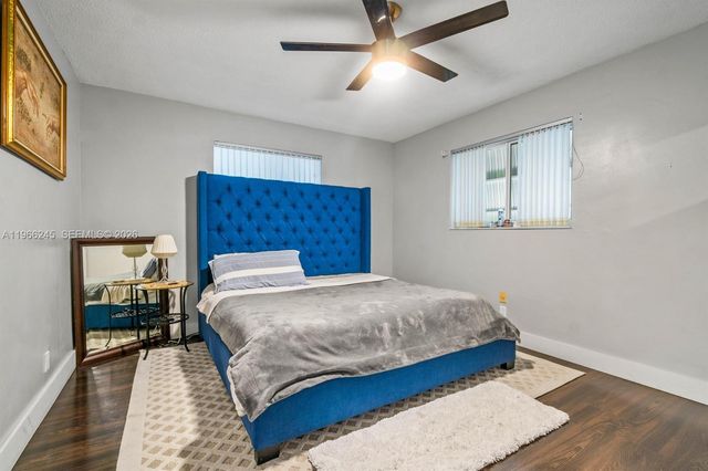 3201 Abbott Ln, Hollywood, FL 33021