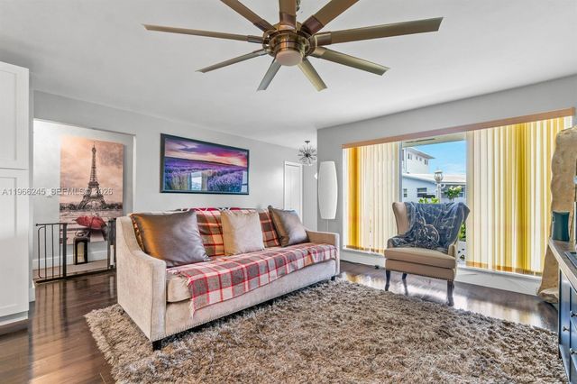 3201 Abbott Ln, Hollywood, FL 33021