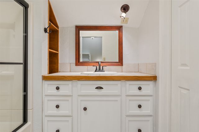 314 N Avenue I, Clifton, TX 76634