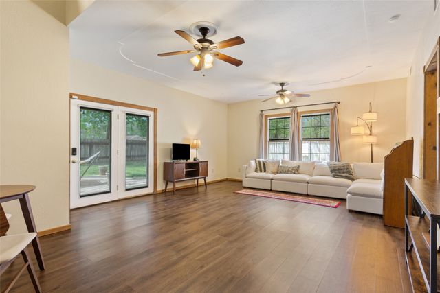 314 N Avenue I, Clifton, TX 76634