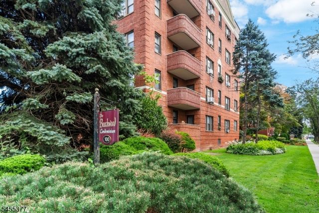 100 Prospect Ave 1F, Hackensack City, NJ 07601