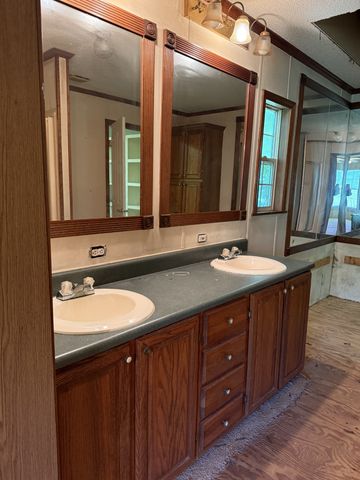 8356 Barren Fork Ln, Bon Aqua, TN 37025