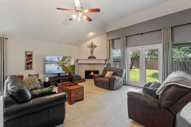 223 Timber Drive, Princeton, TX 75407