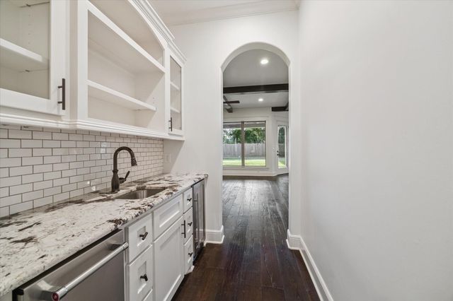 1339 Du Barry Lane, Houston, TX 77018