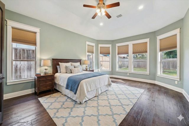 1339 Du Barry Lane, Houston, TX 77018