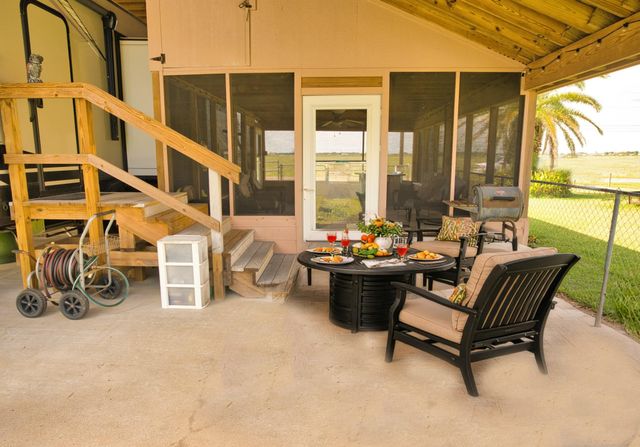 867 County Road 299, Sargent, TX 77414