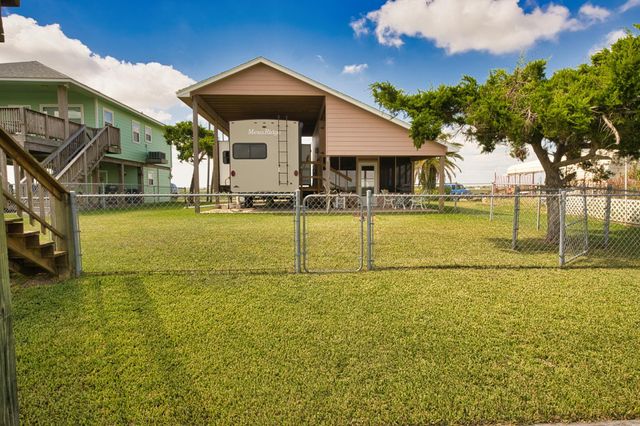 867 County Road 299, Sargent, TX 77414