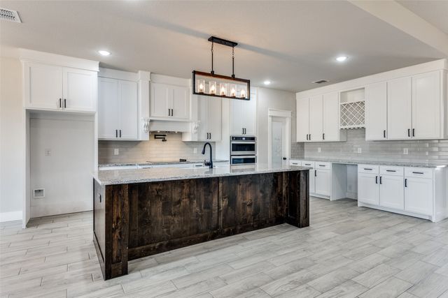 2017 Swallowtail Court, Poolville, TX 76487