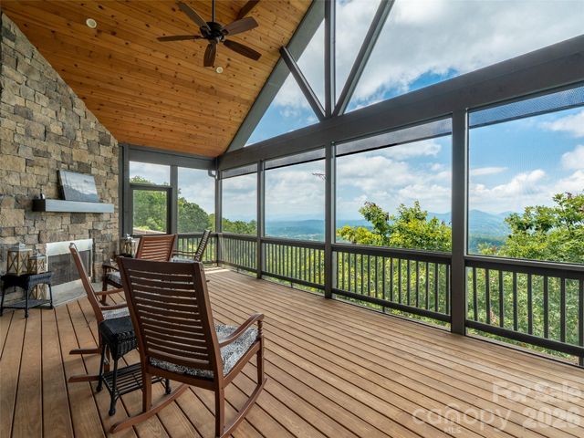 9 Soaring Hawk View, Asheville, NC 28804