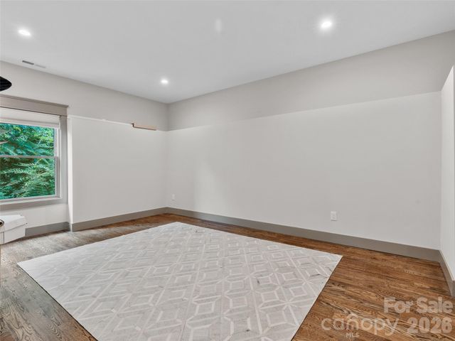 9 Soaring Hawk View, Asheville, NC 28804