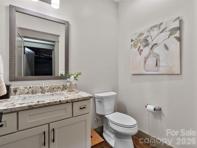 9 Soaring Hawk View, Asheville, NC 28804