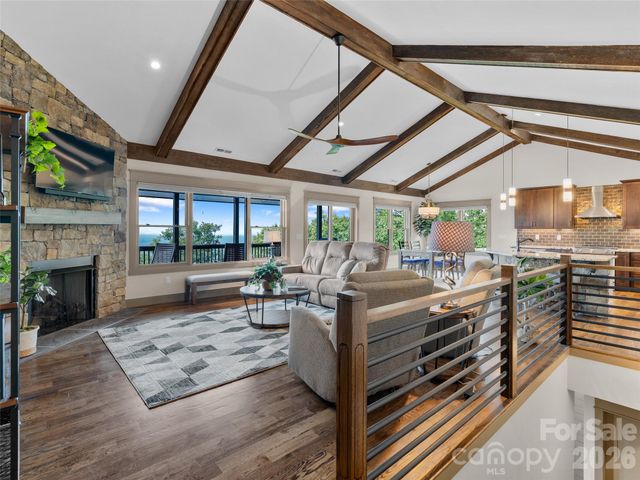 9 Soaring Hawk View, Asheville, NC 28804