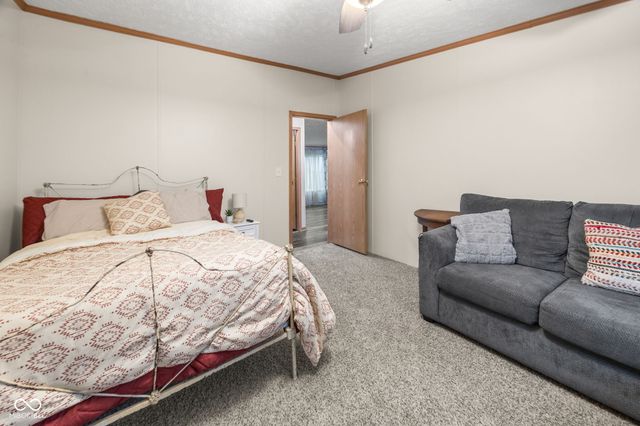1540 E 900 N, Crawfordsville, IN 47933