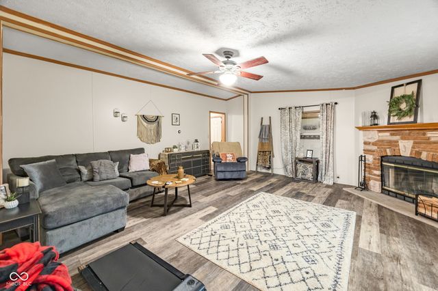 1540 E 900 N, Crawfordsville, IN 47933