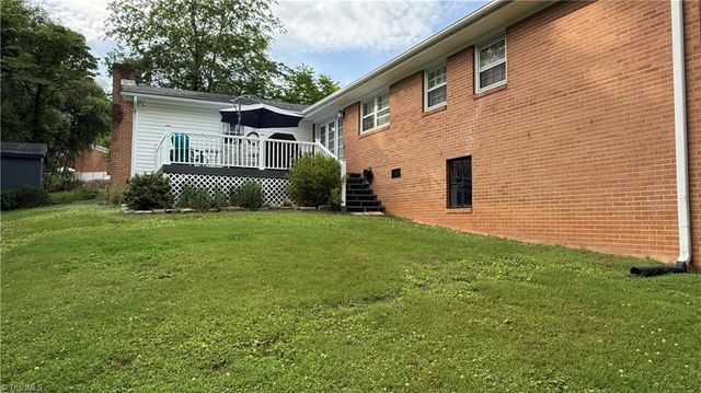 163 Florida Avenue, Mount Airy, NC 27030
