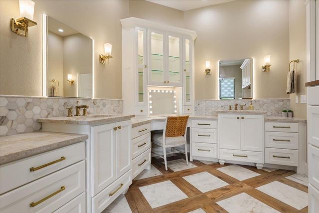 309 Highland Spring LN, Georgetown, TX 78633