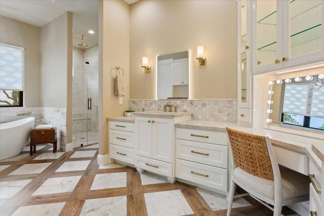 309 Highland Spring LN, Georgetown, TX 78633