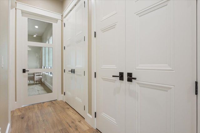 309 Highland Spring LN, Georgetown, TX 78633