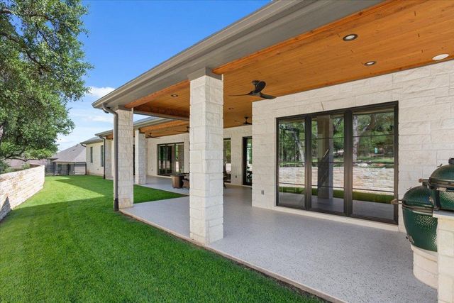309 Highland Spring LN, Georgetown, TX 78633