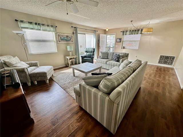 2910 BARBOZA DRIVE, The Villages, FL 32162