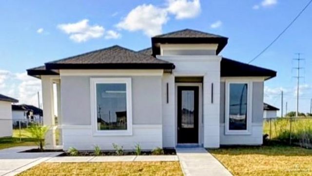 222 Merida Avenue, Donna, TX 78537