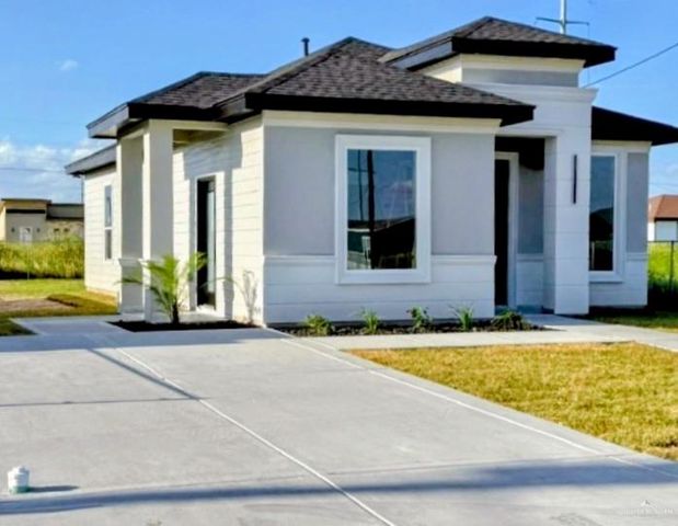 222 Merida Avenue, Donna, TX 78537