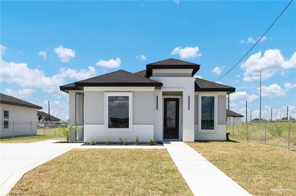 222 Merida Avenue, Donna, TX 78537