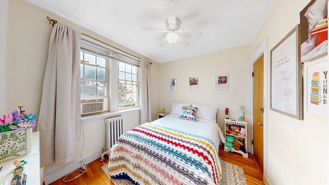 15 Governors Ave 7, Medford, MA 02155