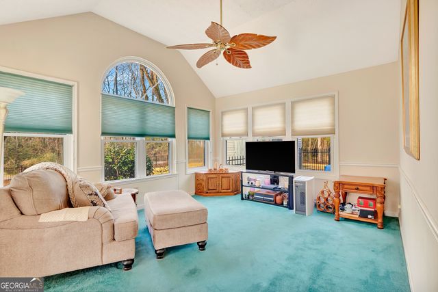 511 Fallside Court, Peachtree City, GA 30269