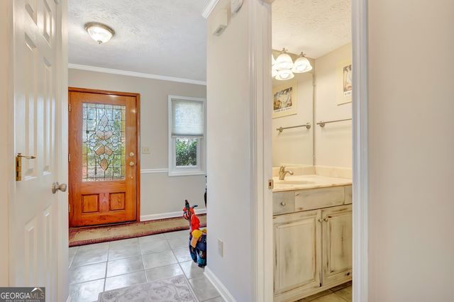 511 Fallside Court, Peachtree City, GA 30269