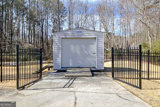 511 Fallside Court, Peachtree City, GA 30269