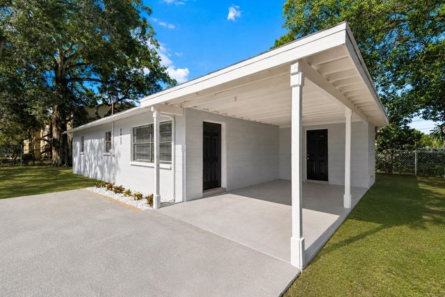 3425 E LOUISIANA AVENUE, Tampa, FL 33610
