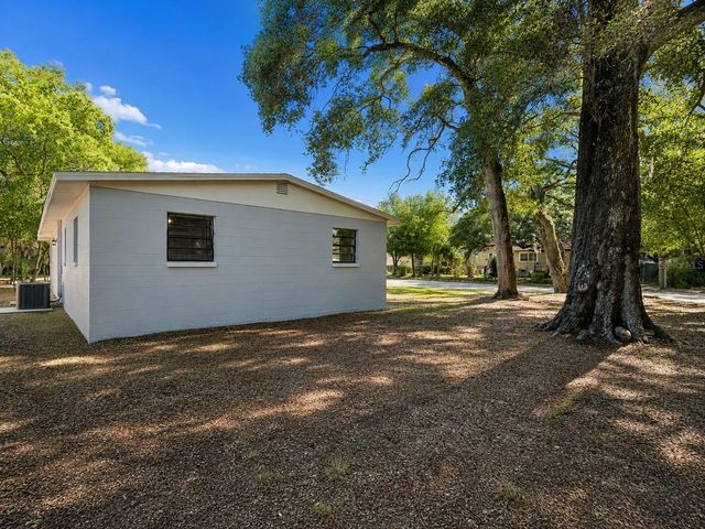 3425 E LOUISIANA AVENUE, Tampa, FL 33610
