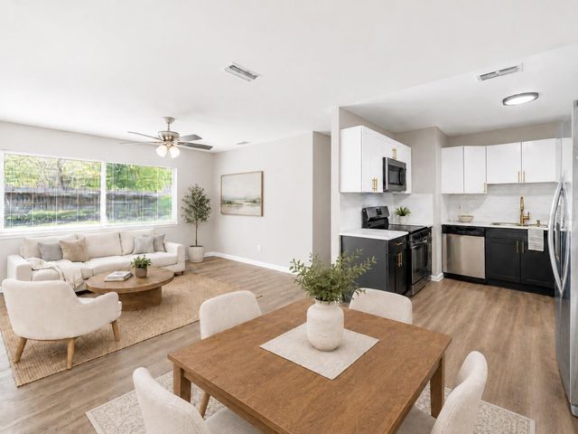 3425 E LOUISIANA AVENUE, Tampa, FL 33610